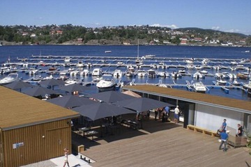Dock