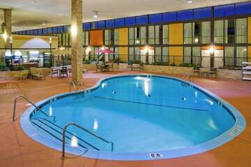 Wyndham Garden Oklahoma City Conference Center / Airpt/Bricktown