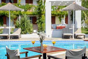Poolside bar