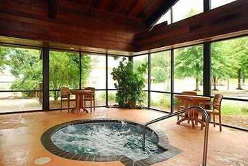 Indoor spa tub