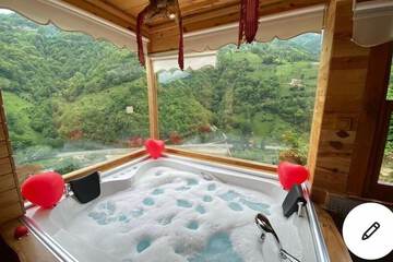 Jetted tub