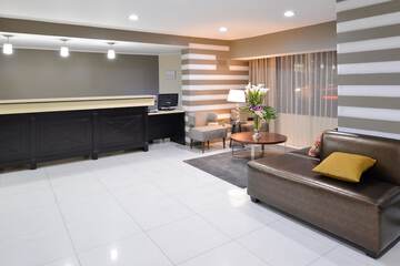 Hotel Interior 4 of 37