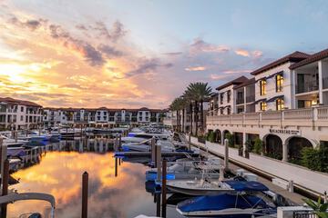 Naples Bay Resort & Marina