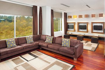 Hotel Interior 9 of 30