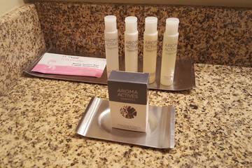 Bathroom amenities