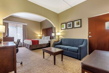 Room 12 of 36