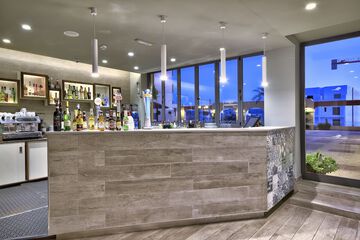 Poolside bar
