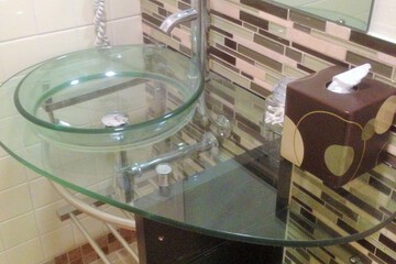 Bathroom sink