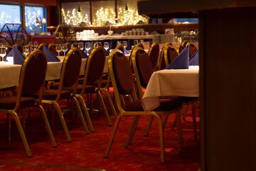 Banquet hall