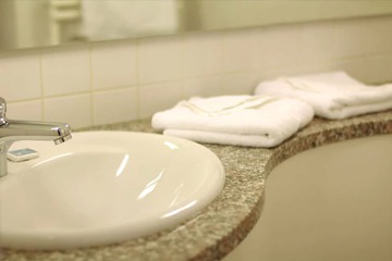 Bathroom sink