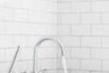 Deep Soaking Bathtub