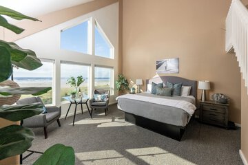 Beach/ocean view