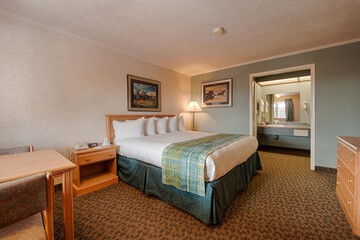 Brandin Iron Inn