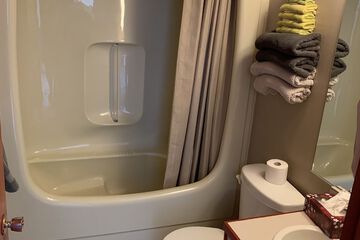 Bathroom amenities