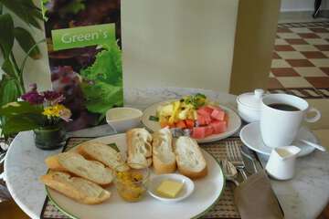 Breakfast meal