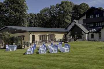 Indoor wedding
