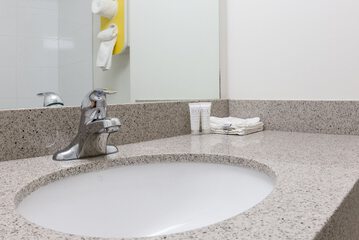 Bathroom sink