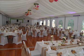 Indoor wedding
