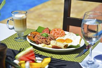 Breakfast meal