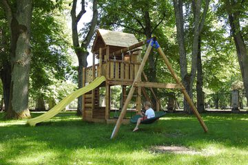 Children's play area - outdoor