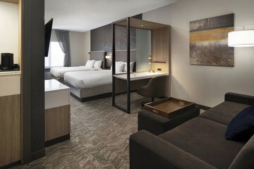 Room 37 of 75