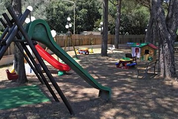 Children's play area - outdoor