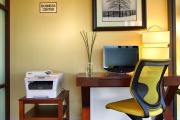Business Center 13 of 13