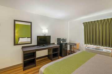 Photo 18