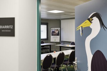 Meeting facility
