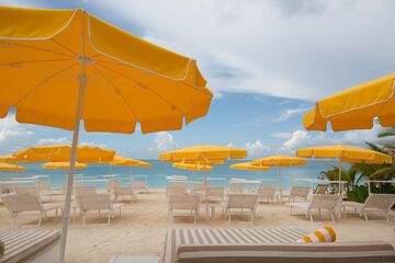 Beach bar