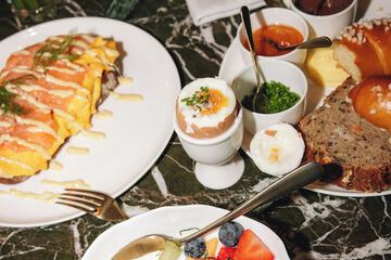 Breakfast meal