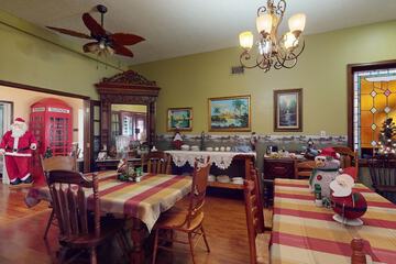 Breakfast area