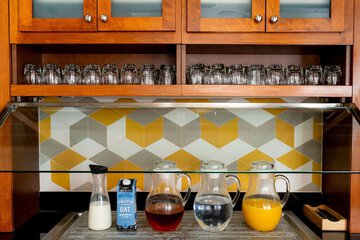 Breakfast/Coffee Service 41 of 67