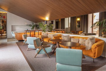 Snack bar