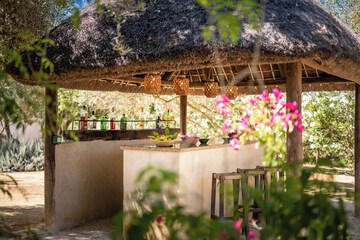Poolside bar