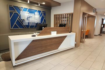 Concierge desk