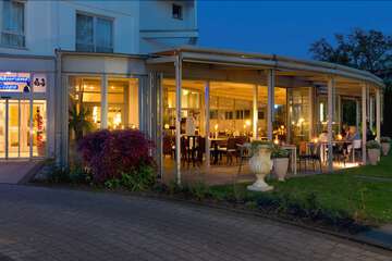 Front of property - evening/night