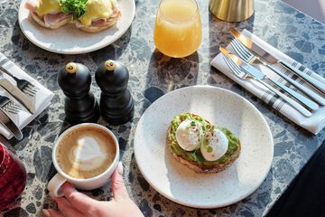 Breakfast meal