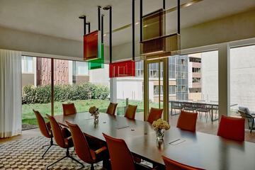 Meeting facility