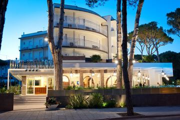 Front of property - evening/night