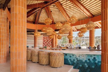 Poolside bar