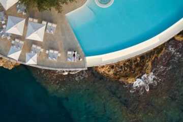 Infinity pool