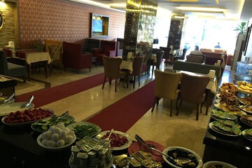 Food court