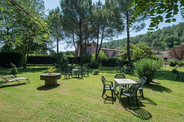 Children's play area - outdoor