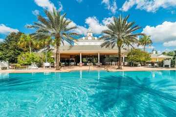 Poolside bar