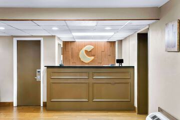 Hotel Interior 9 of 38