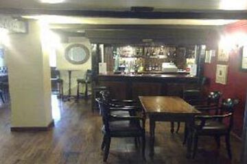 Hotel Bar