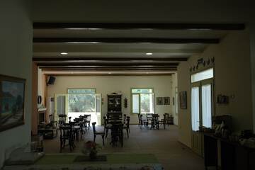 Reception hall