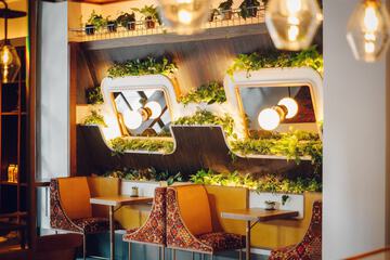 Breakfast/Coffee Service 68 of 88