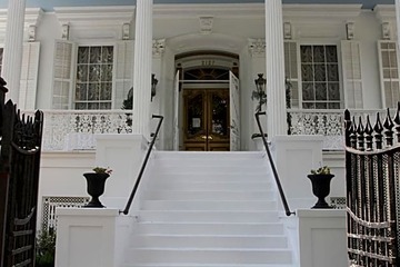 Magnolia Mansion